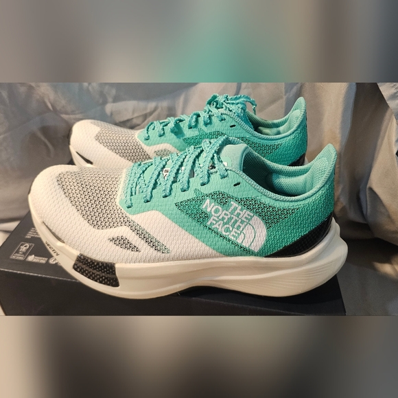 The North Face Summit VECTIV Pro Shoes White Seafoam Women SZ 8.5 New No Box Top - Picture 3 of 7